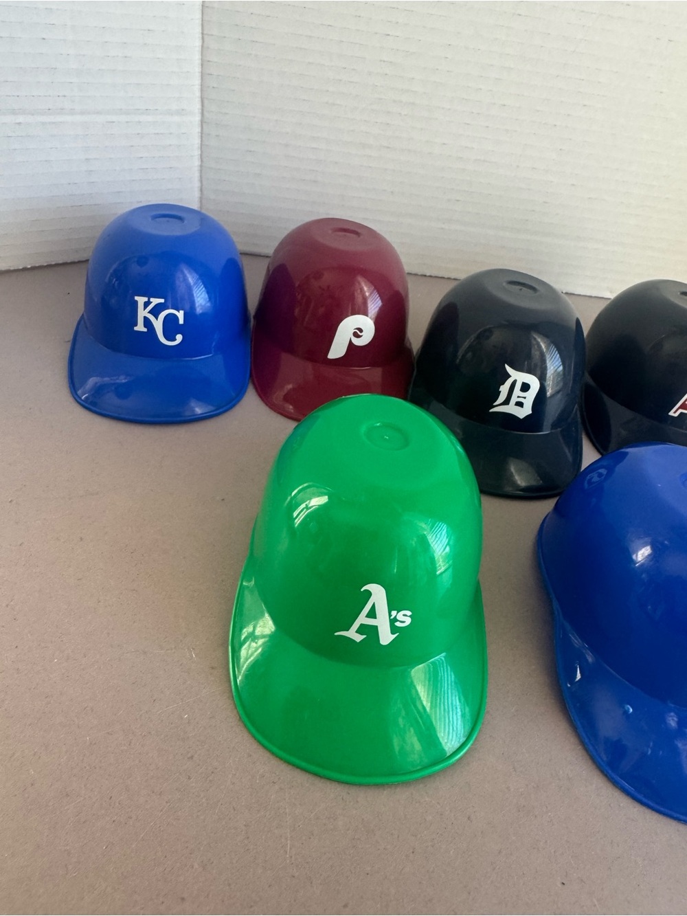 Kids Mini Team Helmet Toy - Green - Picture 5 of 6